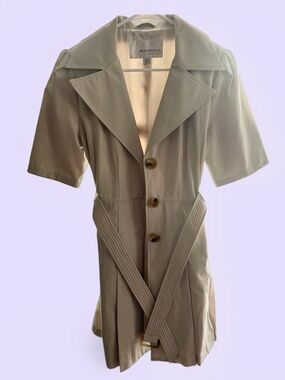 Weatherproof Neutral Beige Trench Coat with Belt